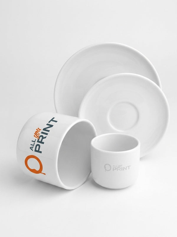 Tasses sans anse avec soucoupes
